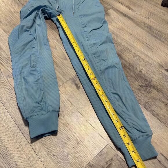 LULULEMON Dance Studio Mid-Rise Pant Regular Size 4 Blue Lux - Picture 9 of 9